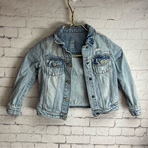Gap size 5 distressed light wash jean jacket